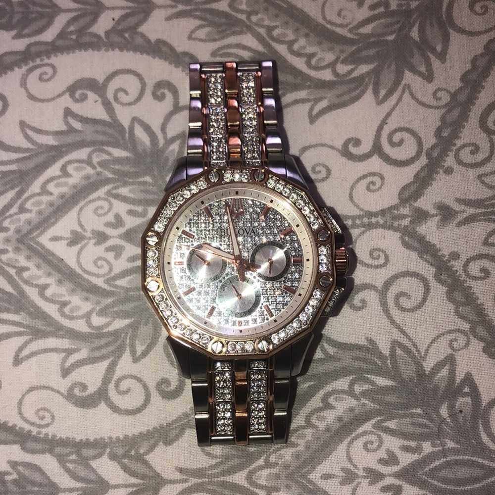 Watch - Picture 3 of 3